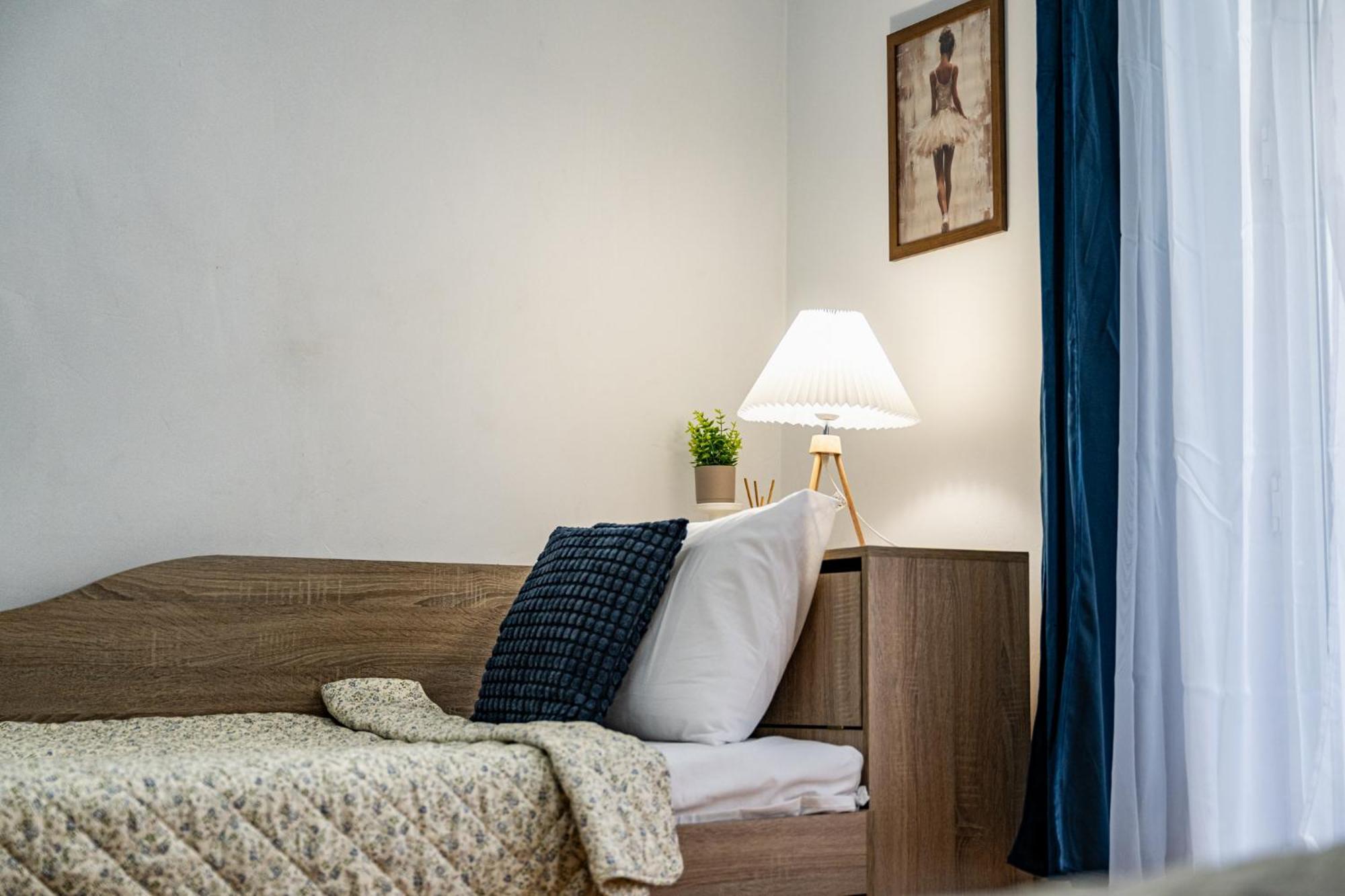 Lovely Art Apartment - Victory Warna Exterior foto